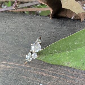 Dazzling Gold and Silver Women's Ring